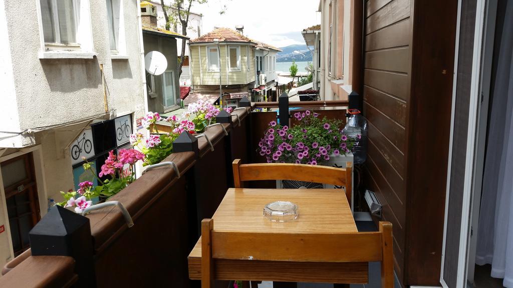 Cicekli Yali Hotel Buyukada Island Екстериор снимка