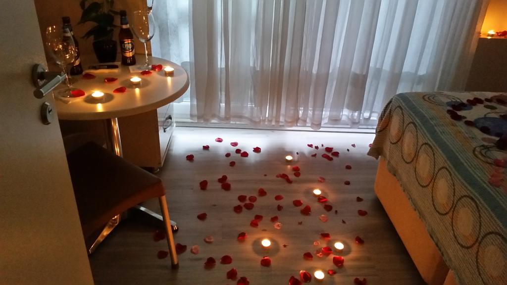Cicekli Yali Hotel Buyukada Island Екстериор снимка